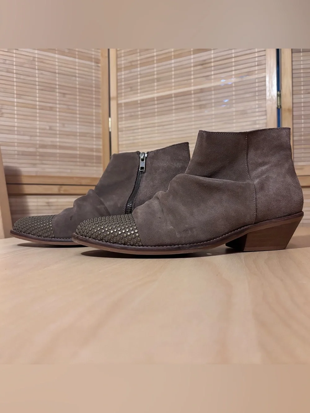 Garnet Hill Suede Studded Cap Toe Ankle Boots Women’s EU 39 Brown Made in Spain